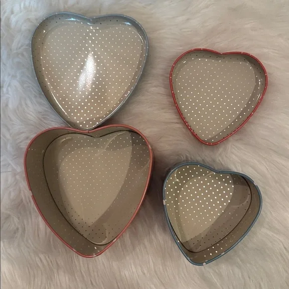 EUC Maileg Heart-Shaped Tin Boxes with Deer Design! - Picture 4 of 9